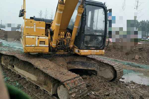 河南出售转让二手6000小时2013年柳工CLG922D挖掘机