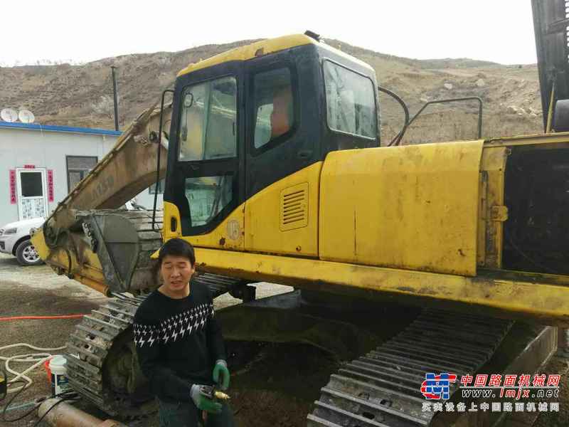 山西出售转让二手9000小时2009年小松PC360挖掘机