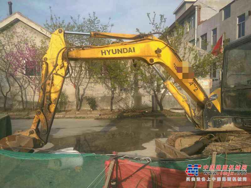 山东出售转让二手12000小时2008年现代R55挖掘机