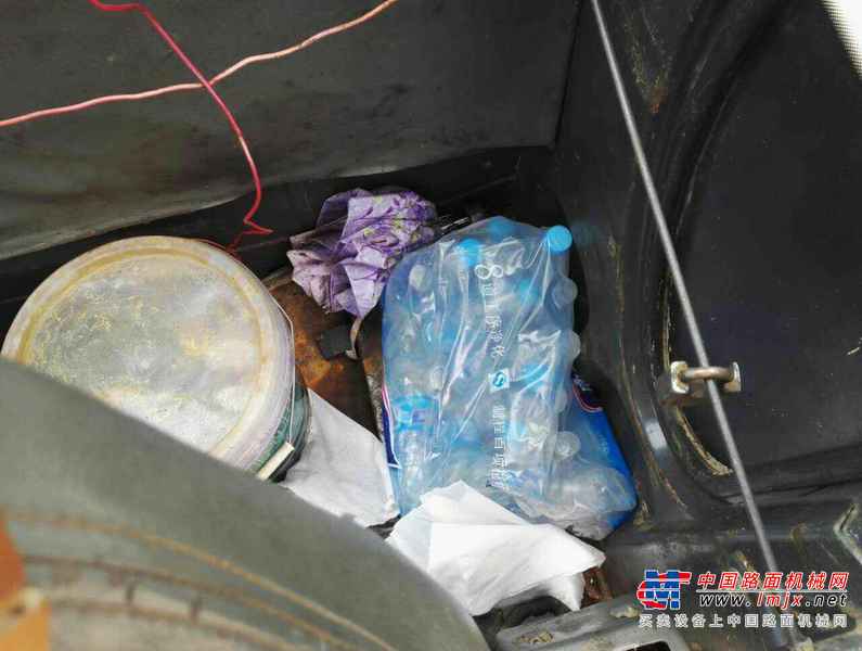 湖南出售转让二手4700小时2009年小松PC60挖掘机