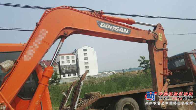 湖北出售转让二手7300小时2011年斗山DH80GOLD挖掘机