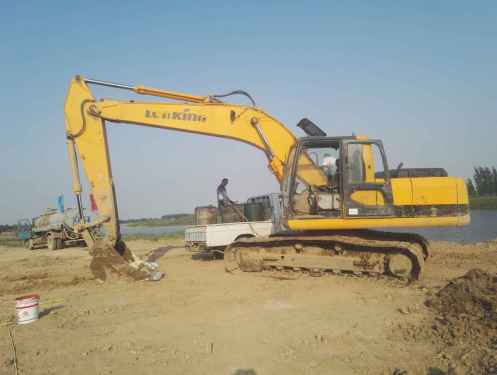 山东出售转让二手7000小时2009年龙工LG6210B挖掘机