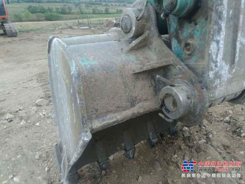 内蒙古出售转让二手9808小时2011年神钢SK260LC挖掘机