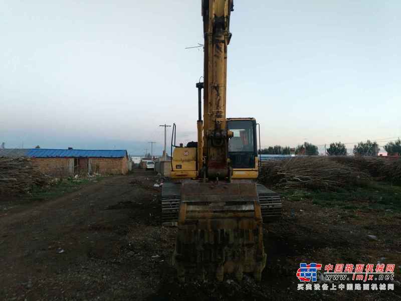 黑龙江出售转让二手12000小时2007年小松PC220挖掘机