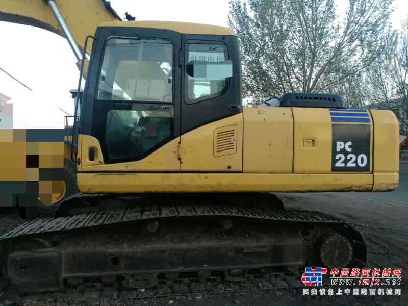 内蒙古出售转让二手15000小时2007年小松PC220挖掘机
