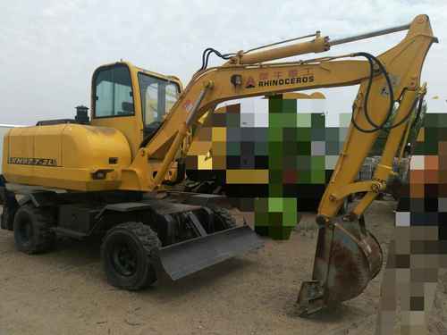 黑龙江出售转让二手50小时2010年犀牛重工轮挖XM977挖掘机