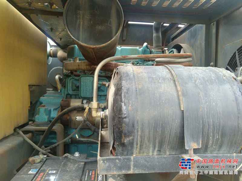 黑龙江出售转让二手50小时2010年犀牛重工轮挖XM977挖掘机