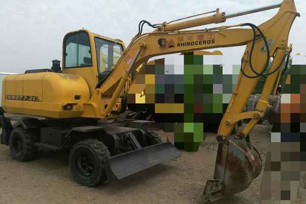 黑龙江出售转让二手50小时2010年犀牛重工轮挖XM977挖掘机