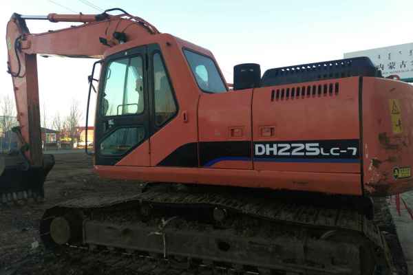内蒙古出售转让二手10000小时2010年斗山DH225LC挖掘机