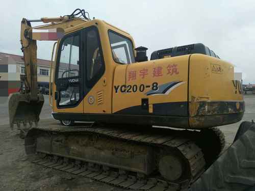 黑龙江出售转让二手6000小时2013年玉柴YC135挖掘机