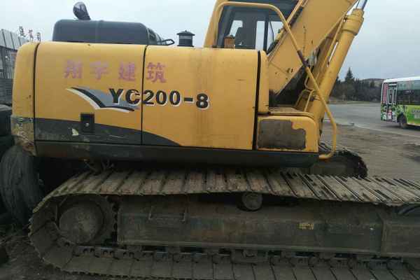 黑龙江出售转让二手6000小时2013年玉柴YC135挖掘机