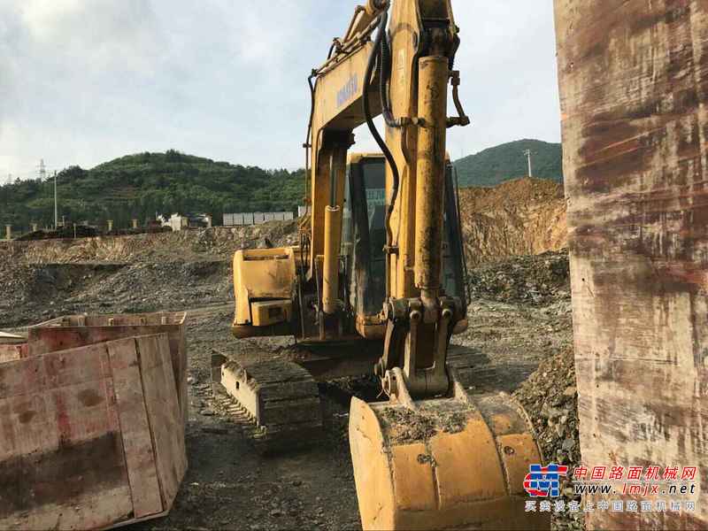 湖北出售转让二手8361小时2010年小松PC60挖掘机