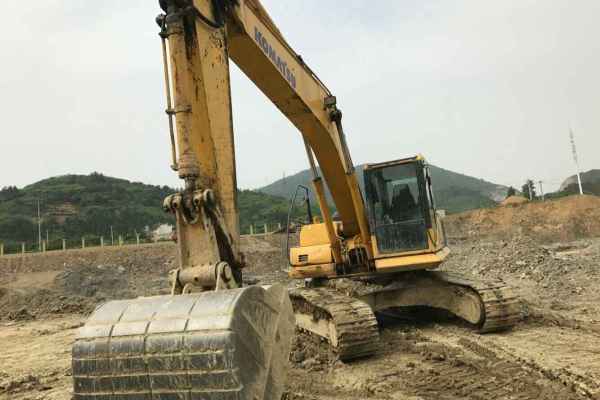 湖北出售转让二手5095小时2012年小松PC210LC挖掘机