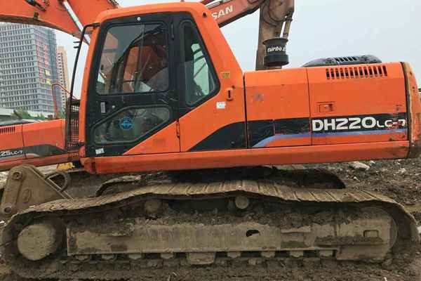 湖北出售转让二手10236小时2009年斗山DH220LC挖掘机