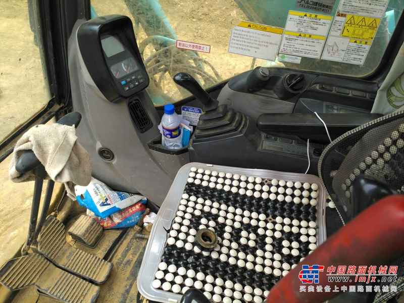 河南出售转让二手7563小时2009年神钢SK210LC挖掘机