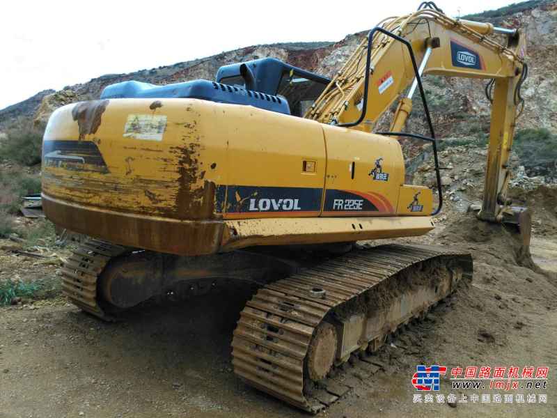 云南出售转让二手3200小时2011年福田雷沃FR225E挖掘机