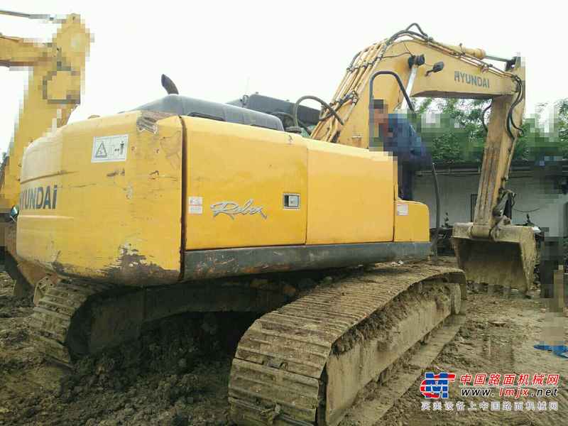 河南出售转让二手3533小时2011年现代R225LC挖掘机