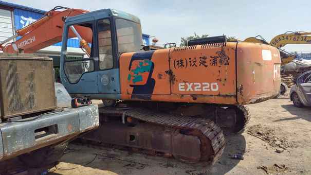 吉林出售转让二手20000小时2003年日立EX200挖掘机