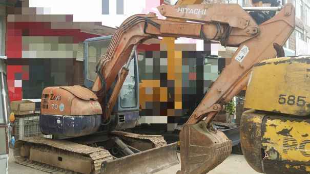 广西出售转让二手4000小时2003年日立EX55UR挖掘机