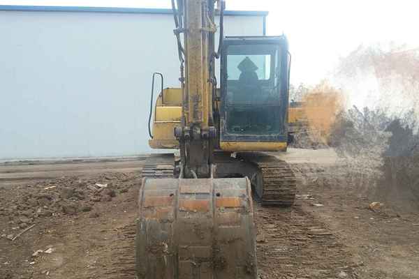 山东出售转让二手6800小时2011年小松PC70挖掘机