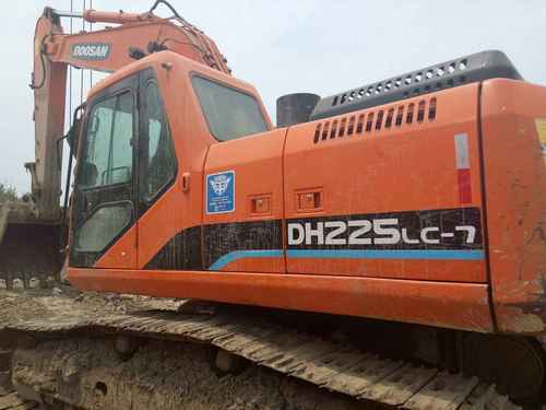 辽宁出售转让二手9500小时2010年斗山DH225LC挖掘机