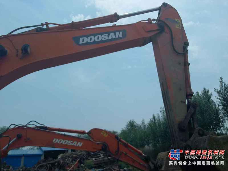 辽宁出售转让二手9500小时2010年斗山DH225LC挖掘机