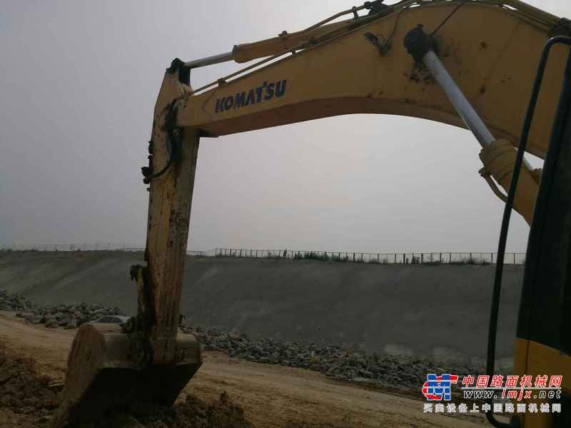 河南出售转让二手6500小时2012年小松PC360挖掘机