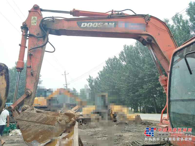 河南出售转让二手8000小时2011年斗山DH80GOLD挖掘机