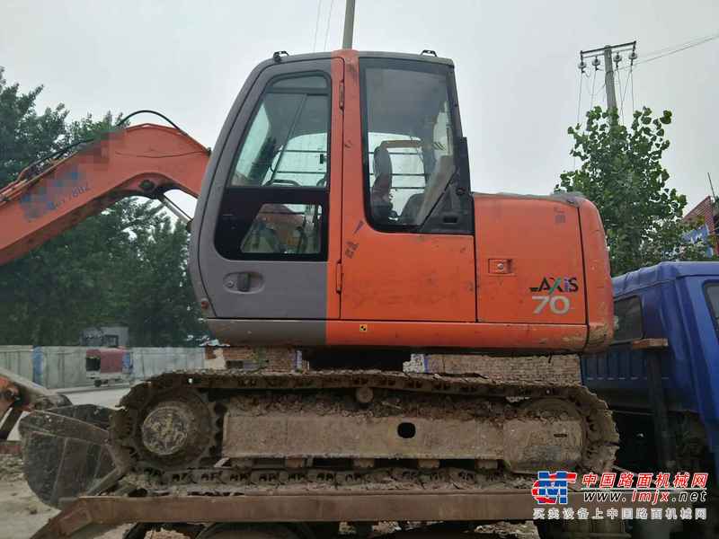 河南出售转让二手7500小时2011年日立ZX70挖掘机
