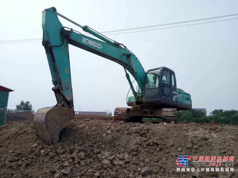 安徽出售转让二手9086小时2011年神钢SK200挖掘机