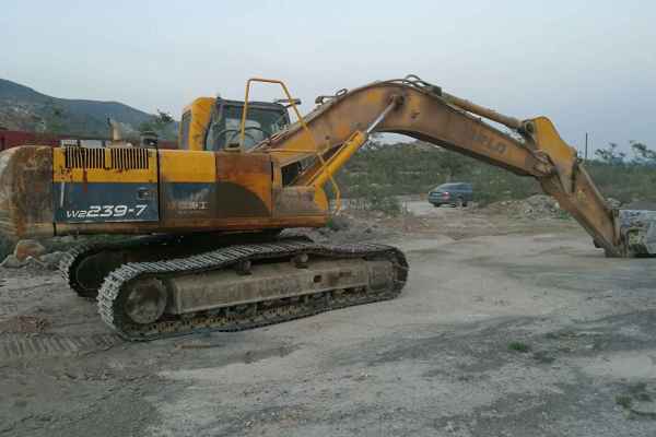 河南出售转让二手6900小时2010年沃得重工W2239挖掘机
