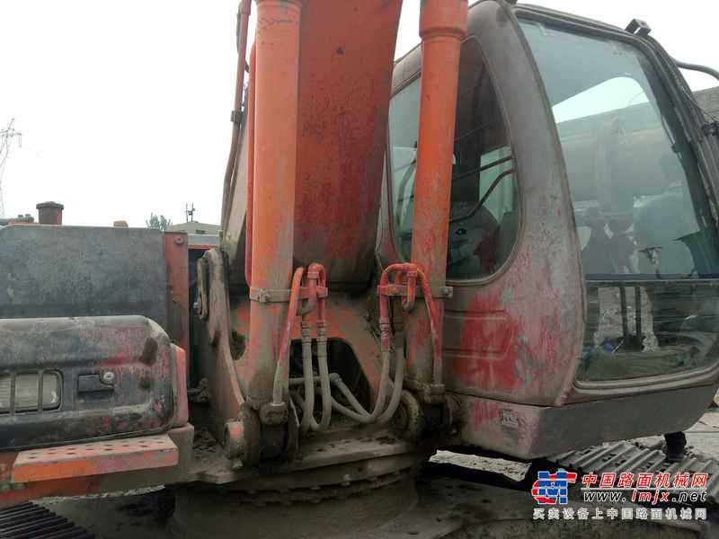 辽宁出售转让二手15450小时2005年日立ZX240LC挖掘机