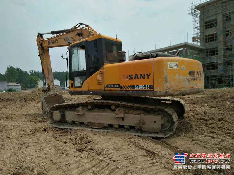 河南出售转让二手9000小时2010年三一重工SY215C挖掘机