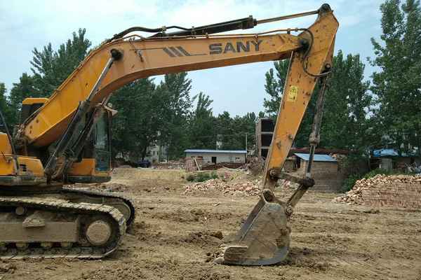 河南出售转让二手9000小时2010年三一重工SY215C挖掘机