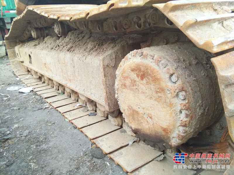山西出售转让二手9000小时2010年龙工LG6235挖掘机