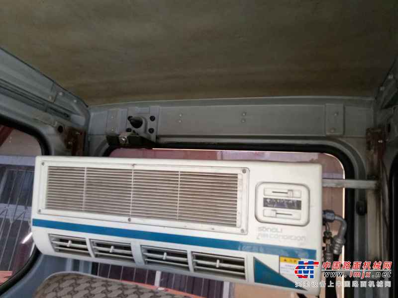 辽宁出售转让二手15000小时2003年日立EX60挖掘机