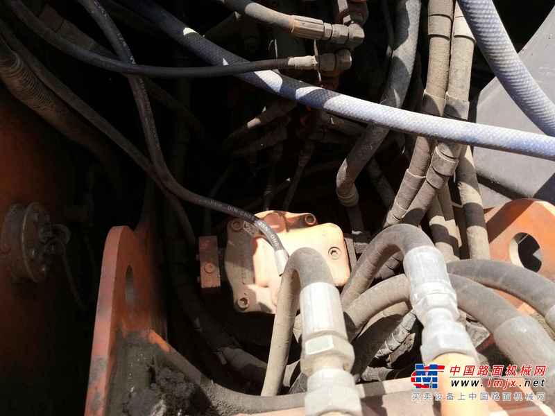 辽宁出售转让二手4900小时2009年日立ZX70挖掘机