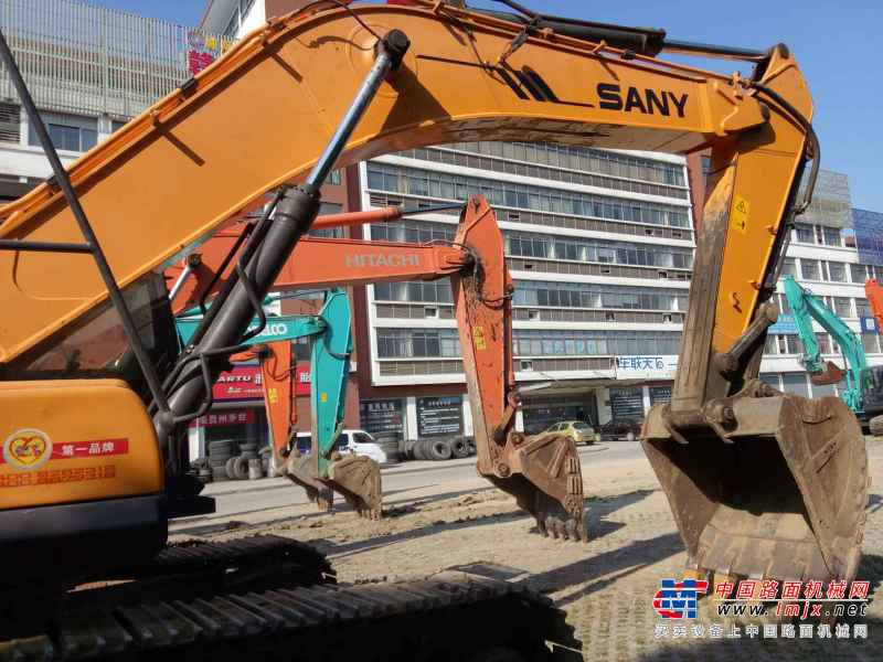 江苏出售转让二手6000小时2013年三一重工SY365H挖掘机