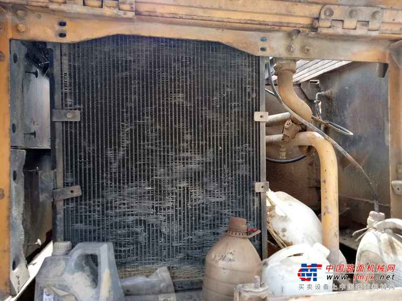 辽宁出售转让二手18000小时2003年现代R210LC挖掘机