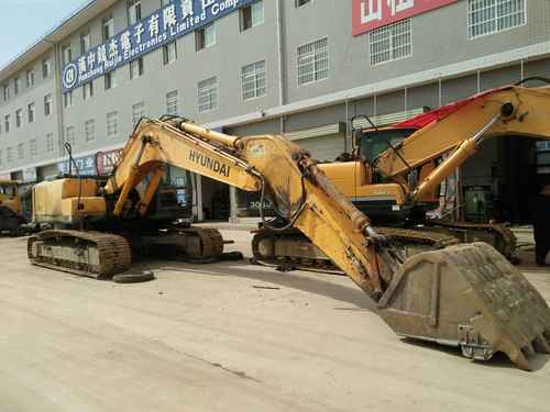 陕西出售转让二手8645小时2011年现代R265LC挖掘机