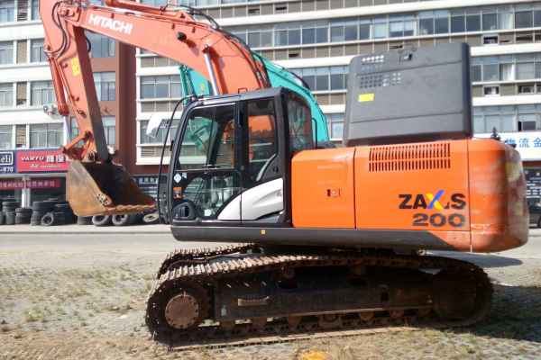 江苏出售转让二手5000小时2014年日立ZX200挖掘机