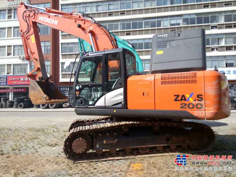 江苏出售转让二手5000小时2014年日立ZX200挖掘机