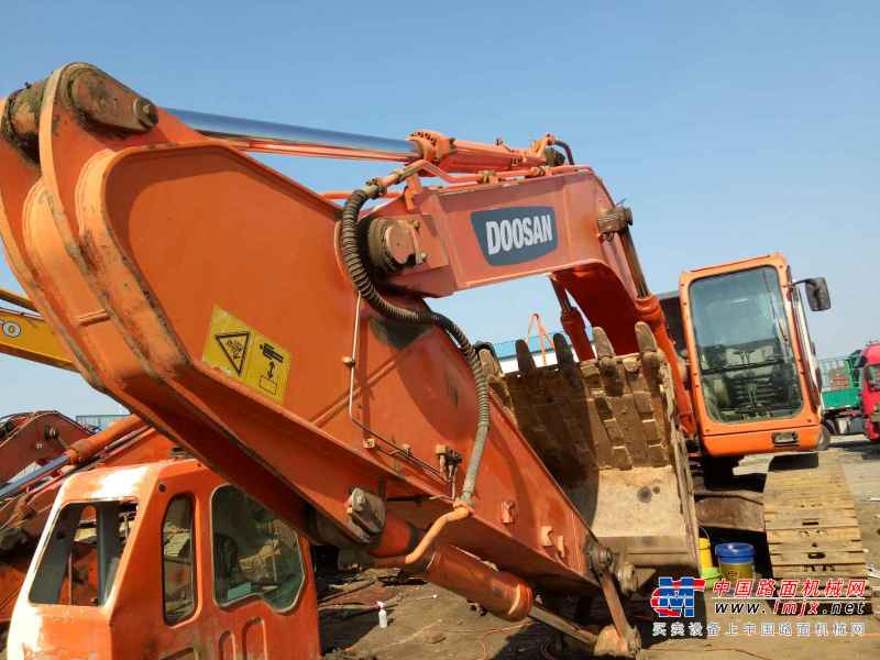 辽宁出售转让二手7500小时2012年斗山DH300LC挖掘机