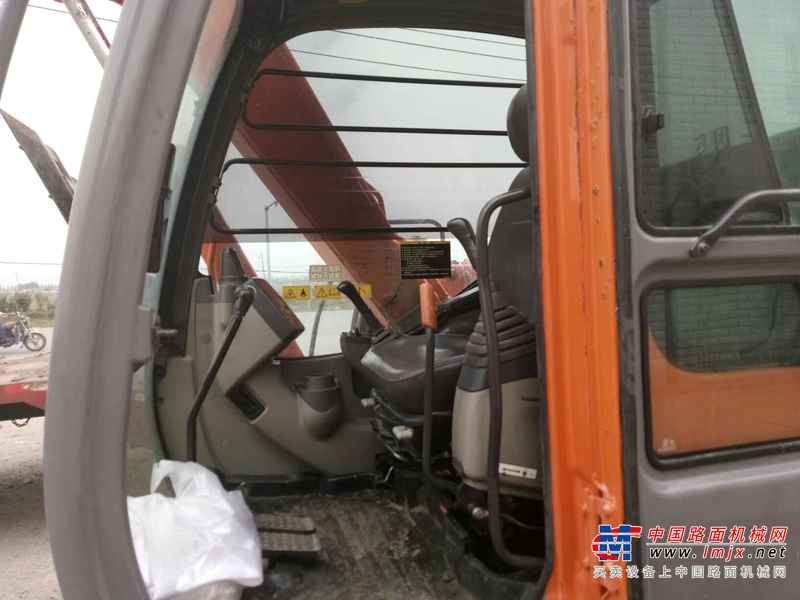 辽宁出售转让二手5500小时2011年日立ZX70挖掘机