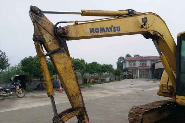 湖南出售转让二手8000小时2009年小松PC60挖掘机