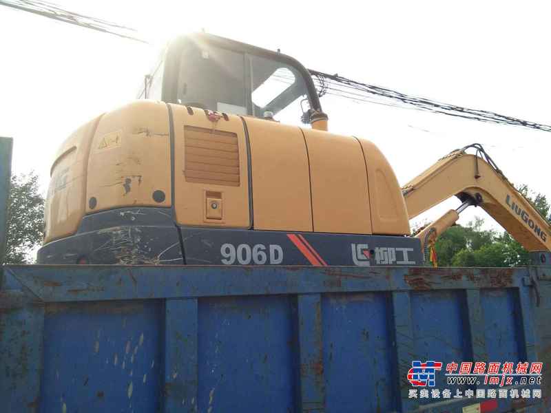 山西出售转让二手2500小时2015年柳工CLG906D挖掘机
