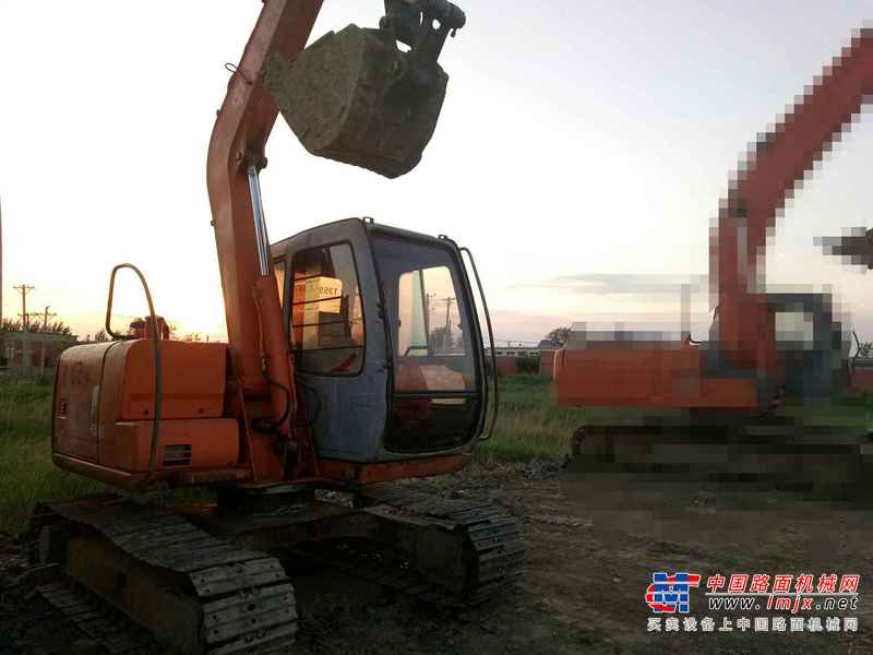 辽宁出售转让二手12000小时2003年日立EX60挖掘机
