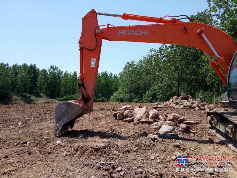 安徽出售转让二手13609小时2009年日立ZX200挖掘机