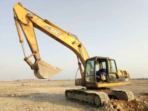 辽宁出售转让二手15000小时2003年卡特彼勒320C挖掘机