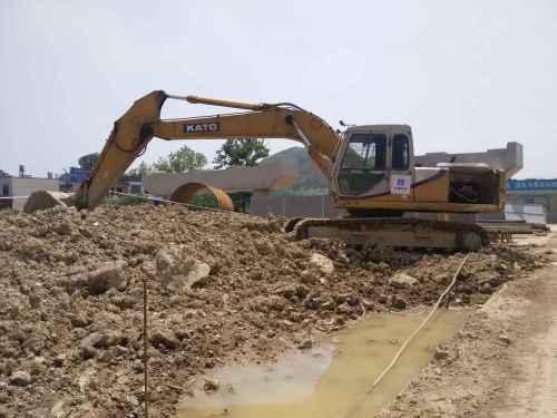 湖南出售转让二手15000小时2004年加藤HD820II挖掘机